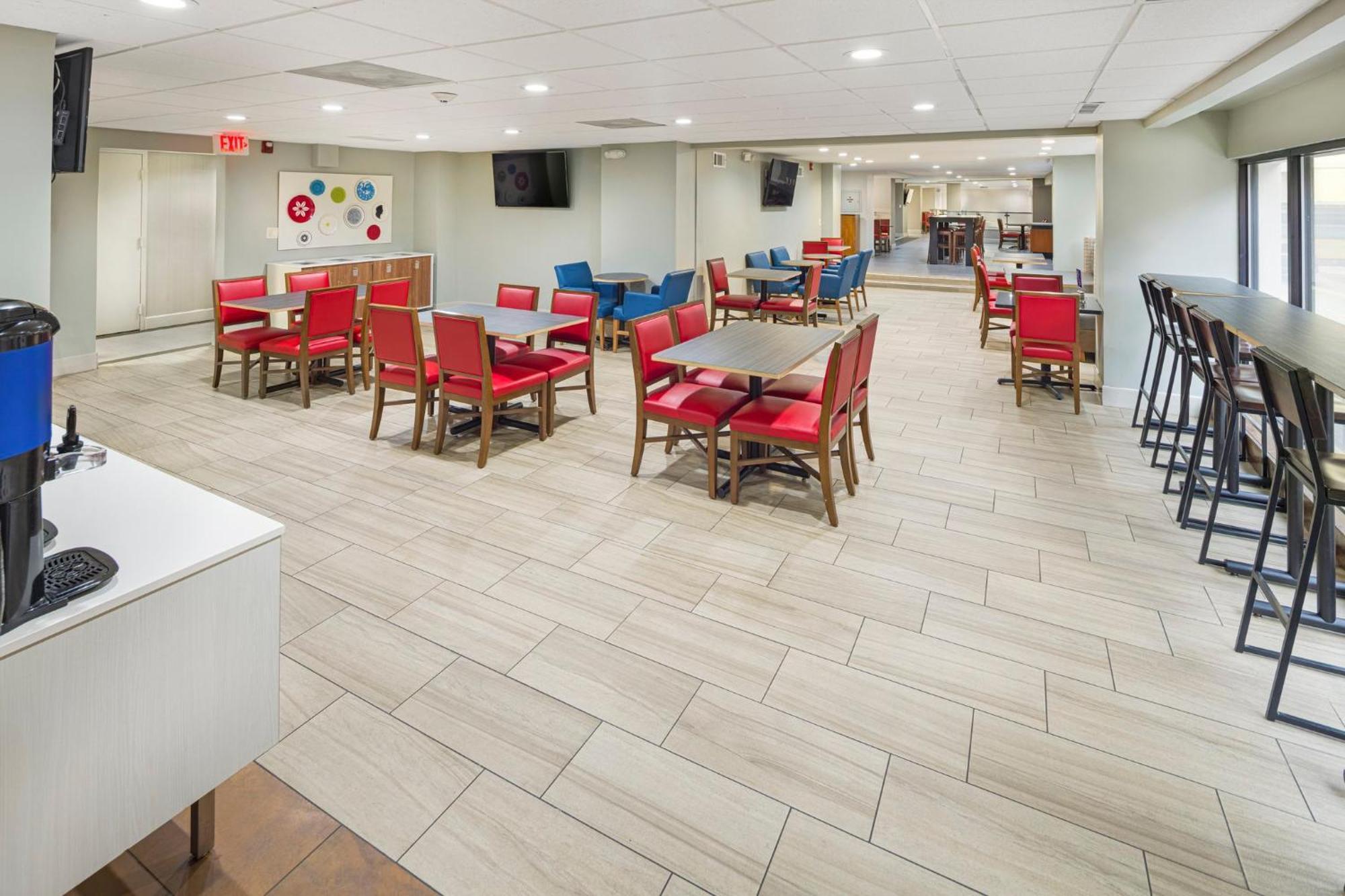 Holiday Inn Express & Suites - Atlanta Downtown By Ihg Экстерьер фото